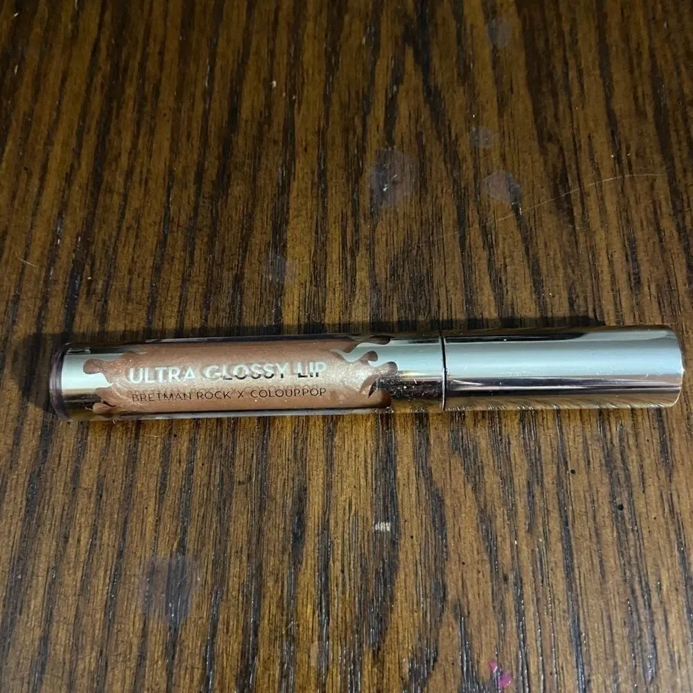 Colourpop ultra glossy lip